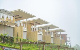 ภูวินคาเฟ่ โฮมสเตย์ Phuwin Homestay Monjam